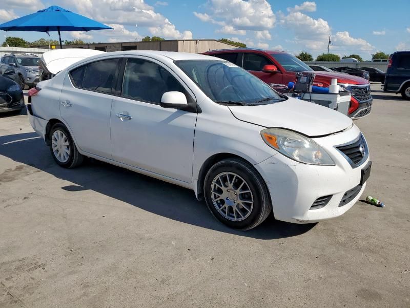 2014 Nissan Versa S