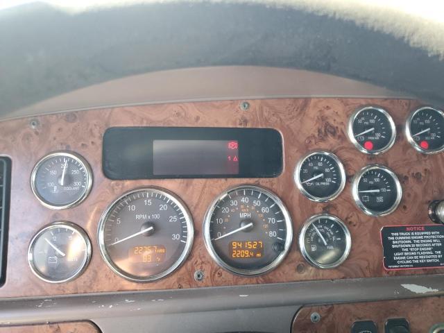2010 Peterbilt 387 Semi Truck