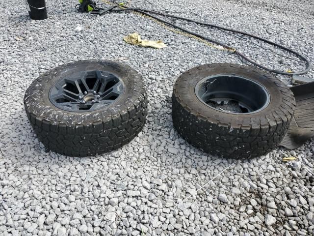 2019 GMC Sierra K1500 SLT