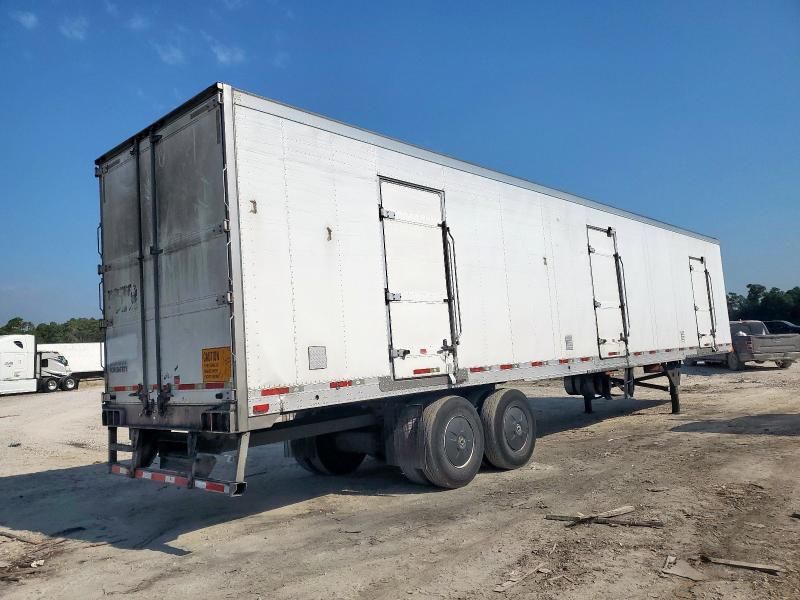 2014 Utility VS2RA Refrigerated Van Trailer