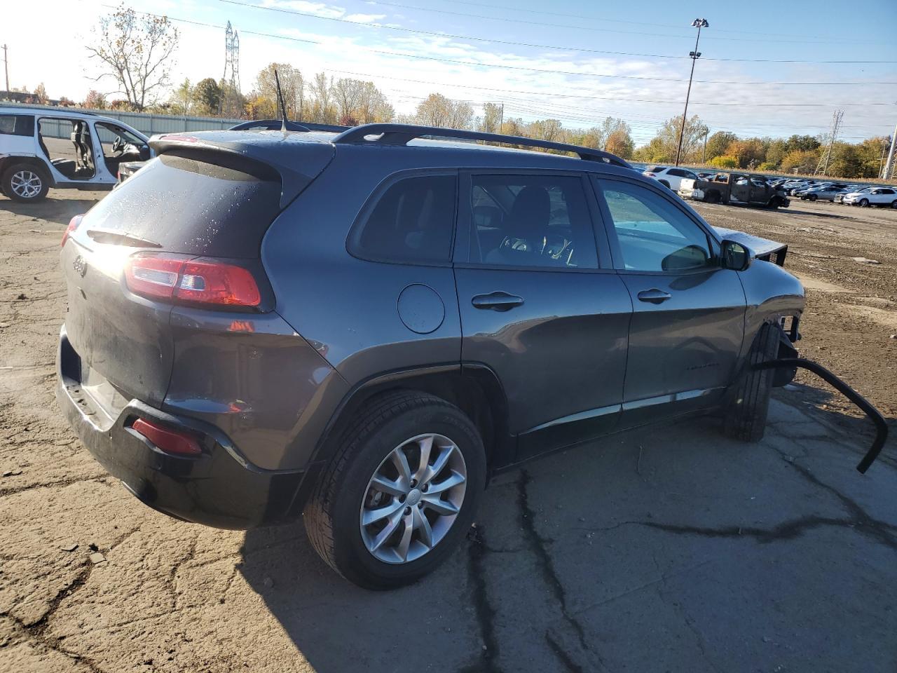 2018 Jeep Cherokee Latitude