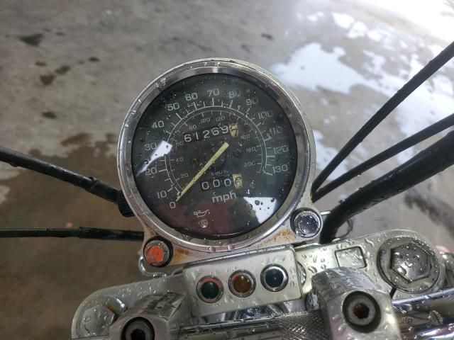 2001 Honda VT1100 C