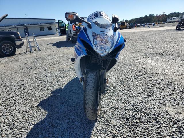 2025 Suzuki GSX-R600