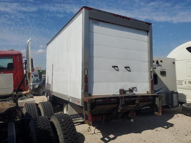 2016 Isuzu NQR-BOX Truck