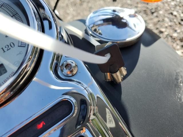 2011 Harley-Davidson Fxdf