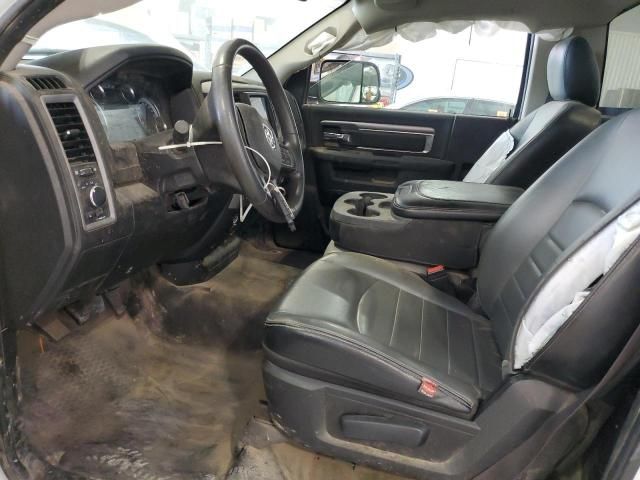 2023 Dodge RAM 1500 Classic Tradesman