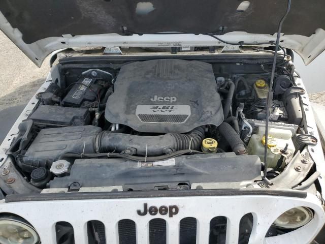 2013 Jeep Wrangler Unlimited Sahara