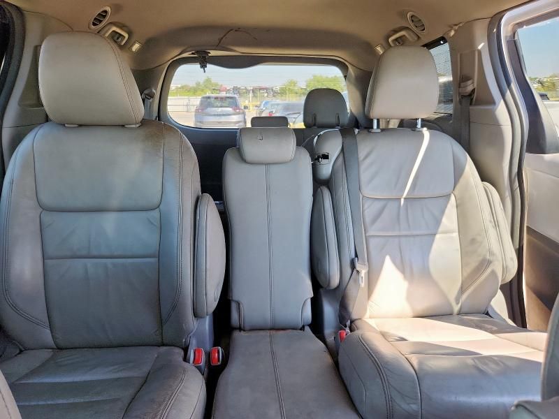 2018 Toyota Sienna XLE
