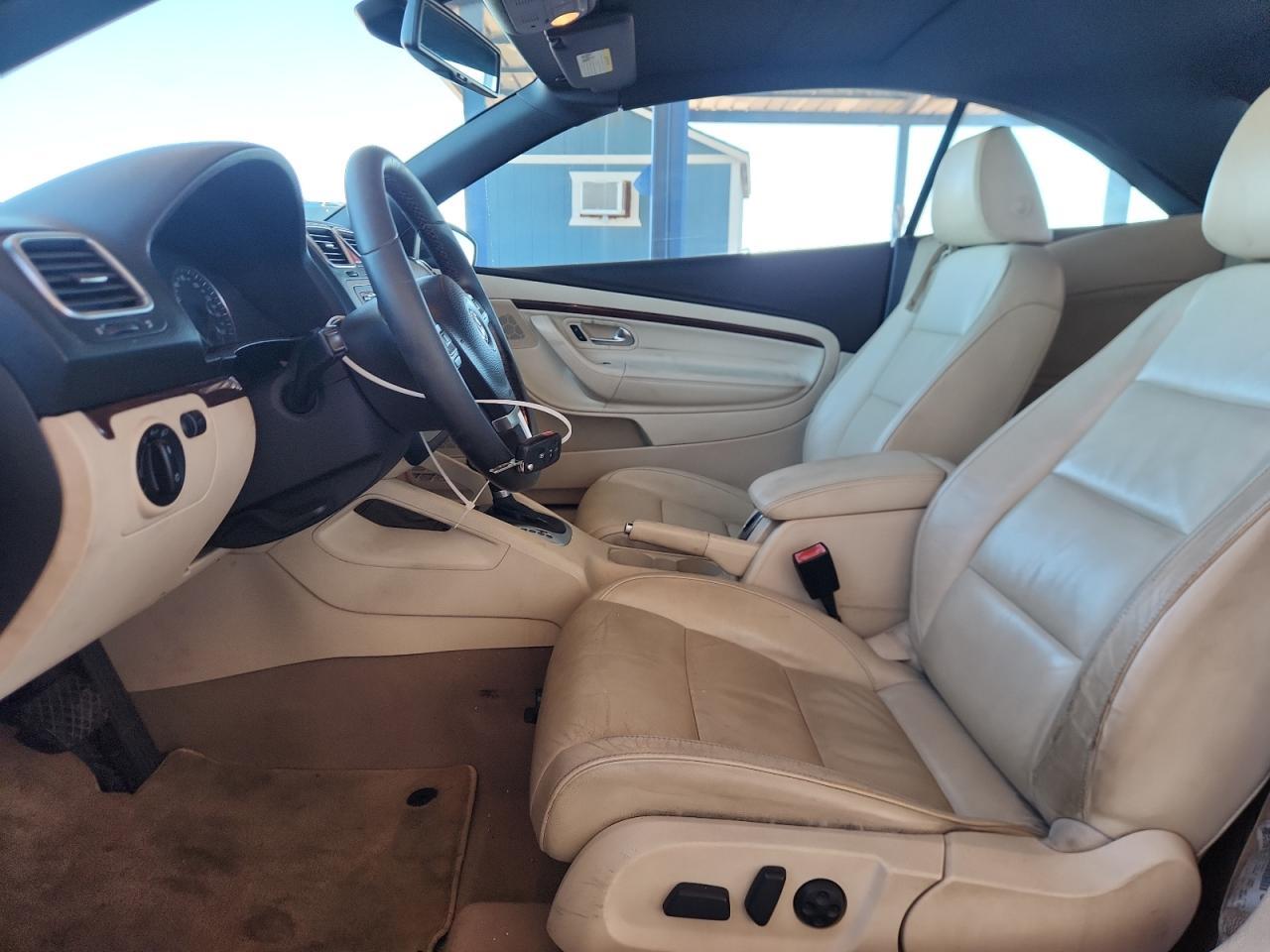 2010 Volkswagen Eos lux