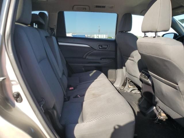 2015 Toyota Highlander LE