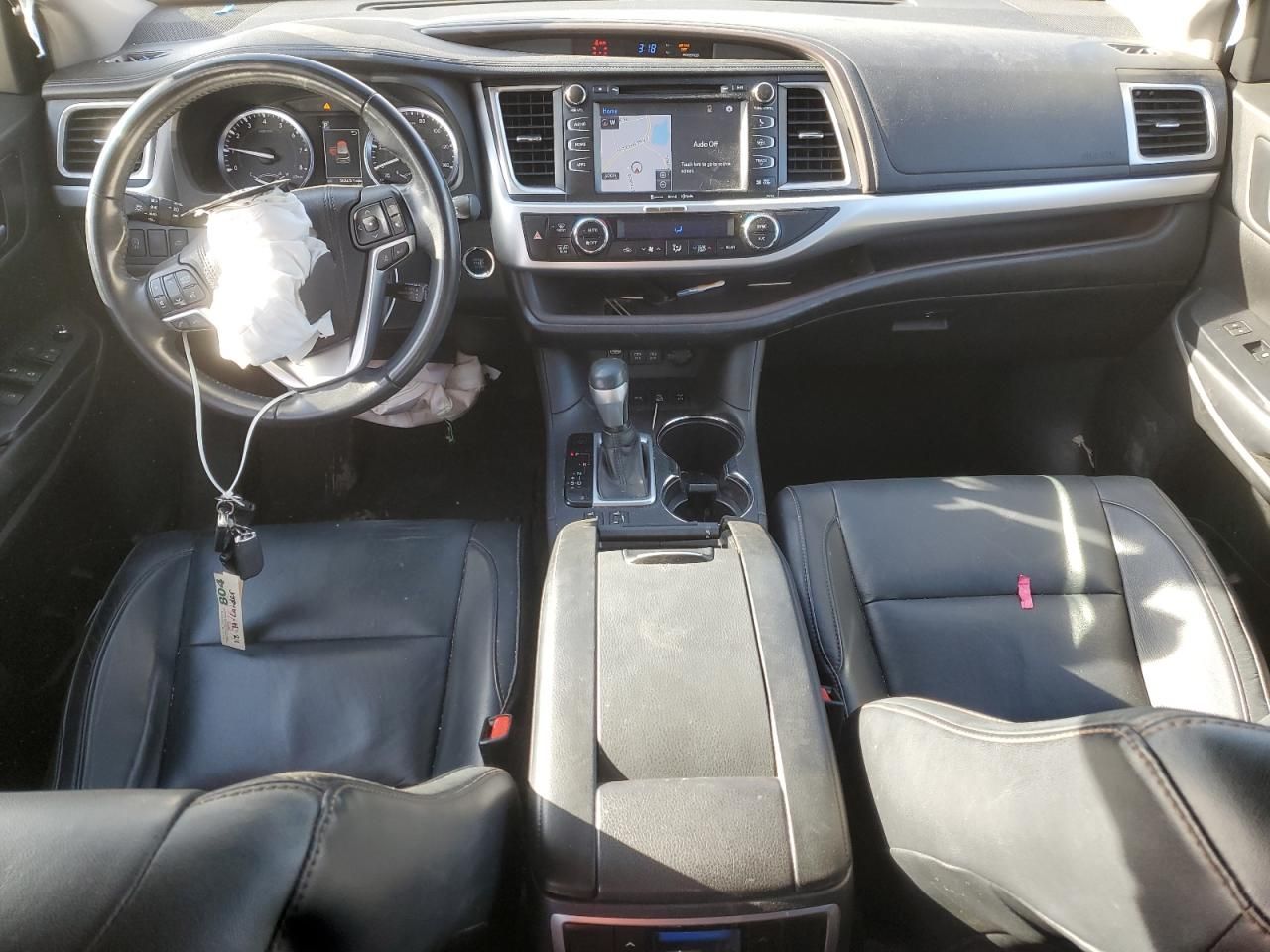 2018 Toyota Highlander se