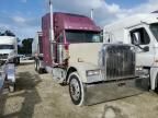 1998 Freightliner FLD Semi Truck