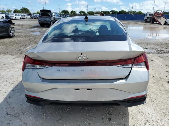 2021 Hyundai Elantra SE