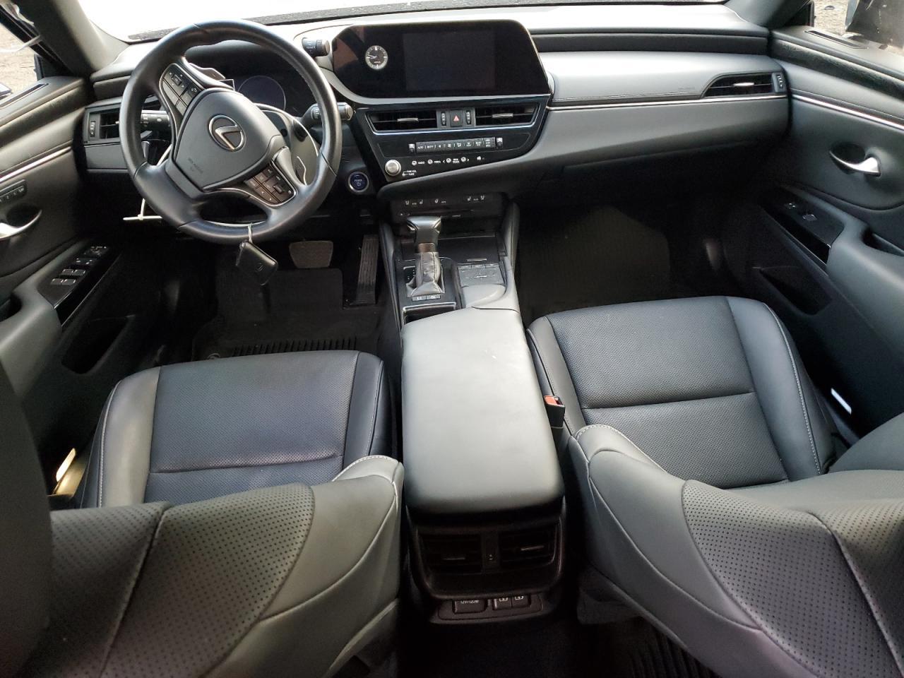 2022 Lexus Es 300h Base
