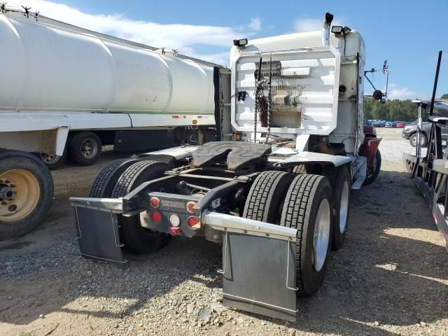 1999 Freightliner Long Conventional Semi Truck