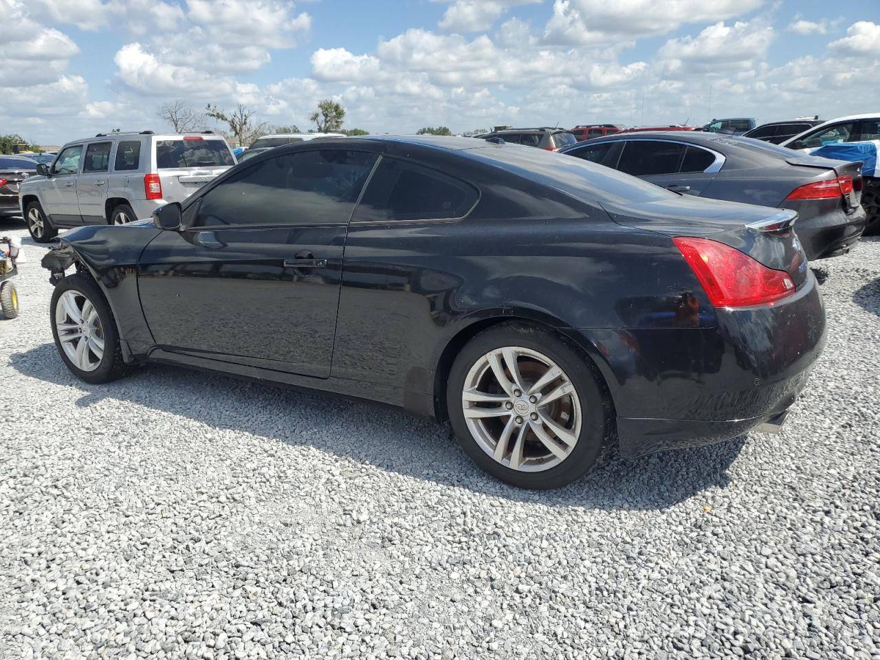 2010 Infiniti G37