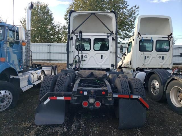 2021 Freightliner Cascadia 126 Semi Truck