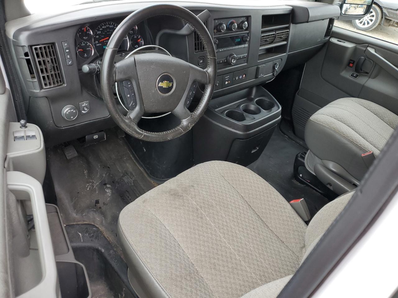 2021 Chevrolet Express G2500