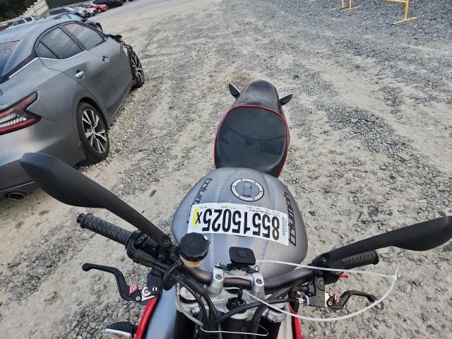 2014 Triumph Street Triple R
