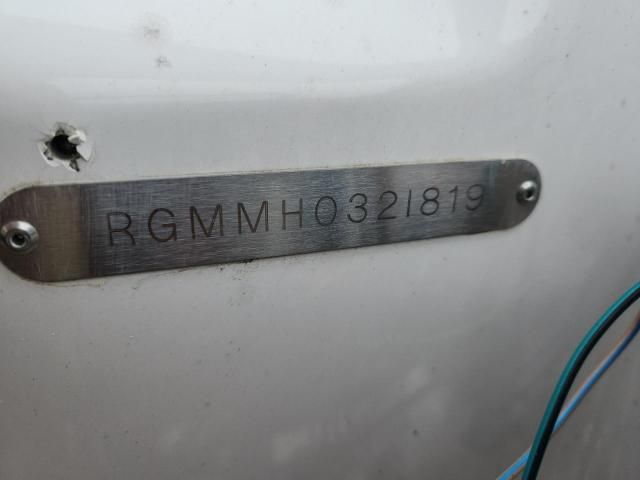 2019 Regal Boat
