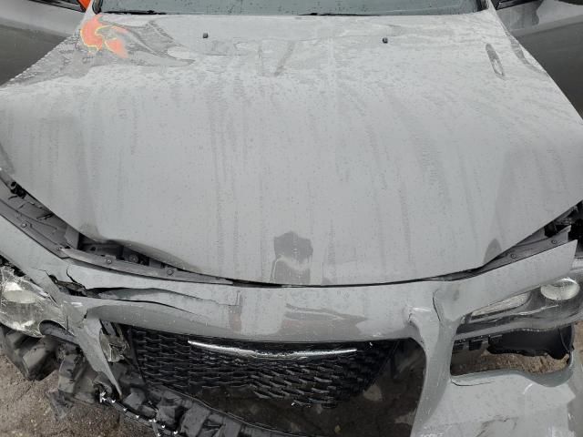 2019 Chrysler 300 s
