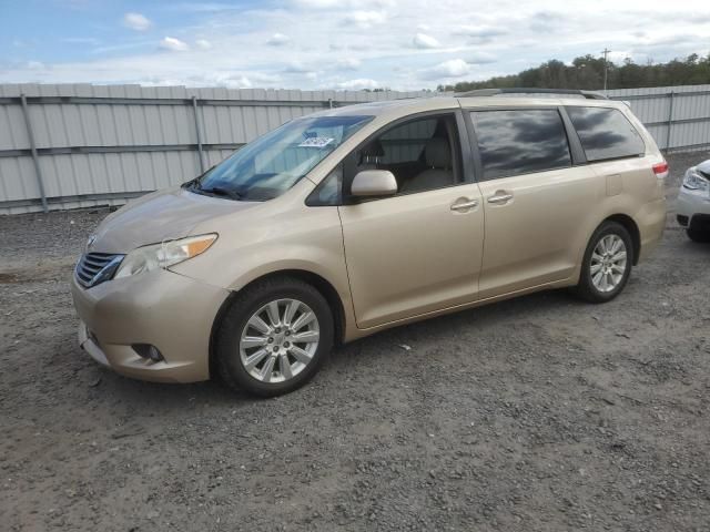 2011 Toyota Sienna XLE
