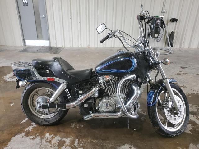 2001 Honda VT1100 C