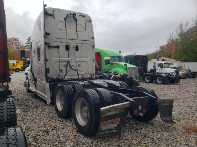 2016 Freightliner Cascadia 125 Semi Truck