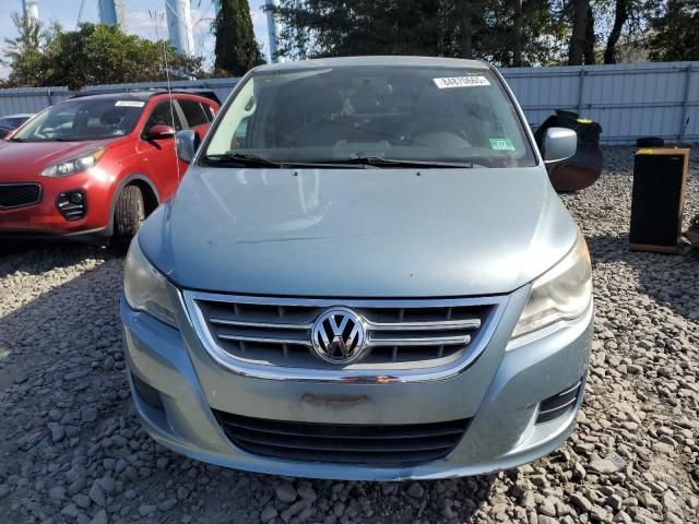 2010 Volkswagen Routan se