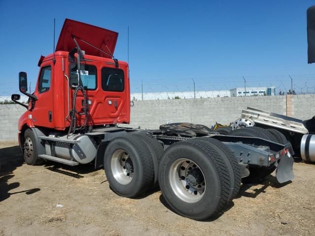 2019 Freightliner Cascadia 116