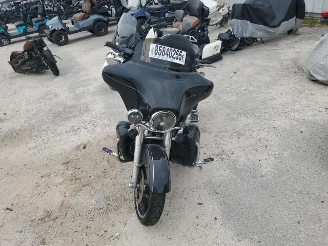 2011 Harley-Davidson Flhtk