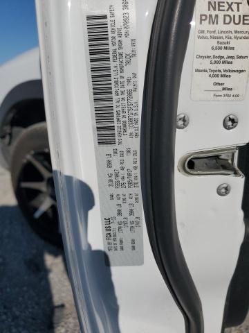 2015 Dodge RAM 1500 SLT
