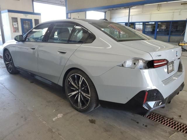 2024 BMW 540 xi