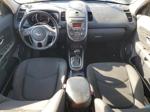 2013 KIA Soul +