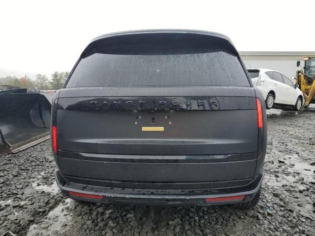 2025 Land Rover Range Rover SE