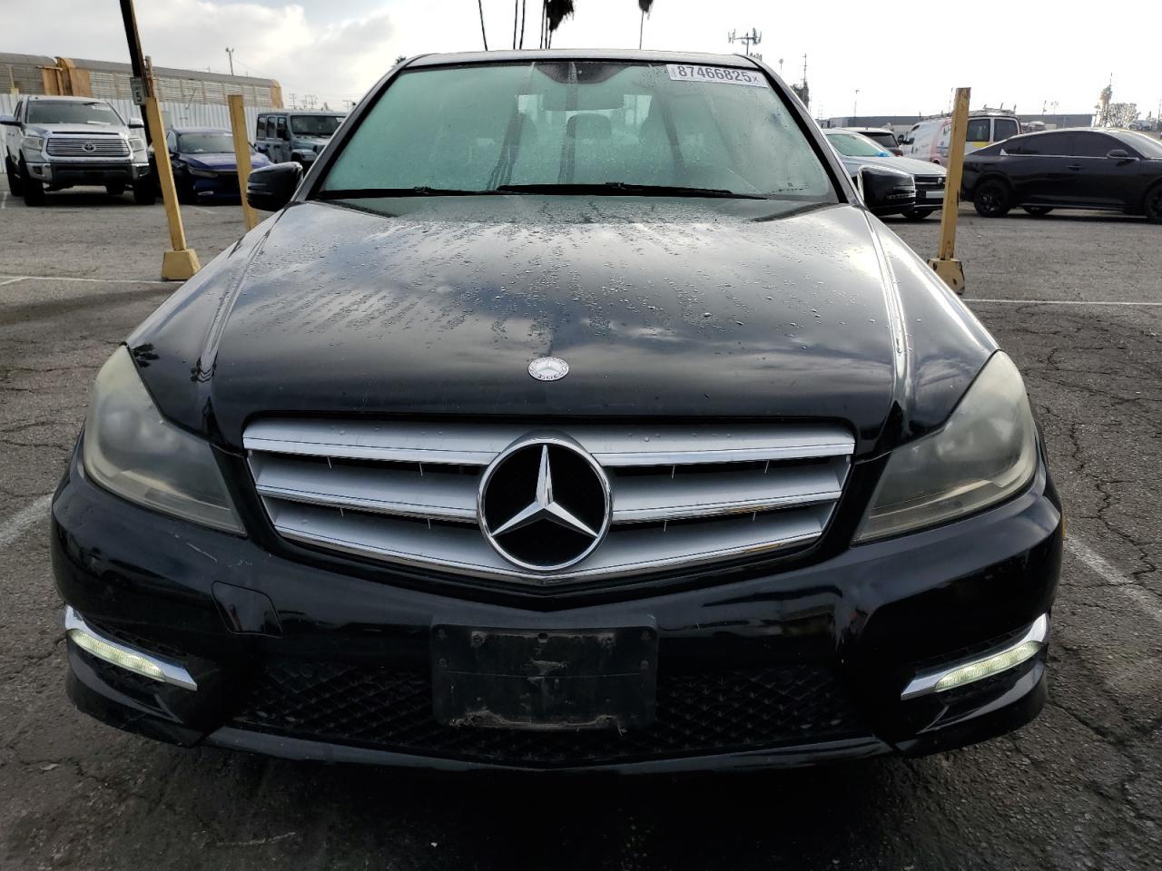 2013 Mercedes-Benz C 250