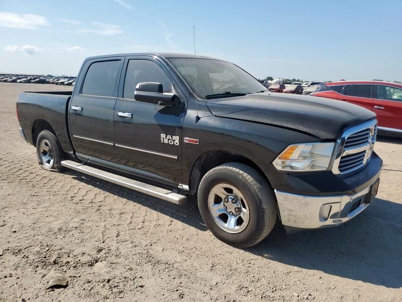 2015 Dodge RAM 1500 SLT