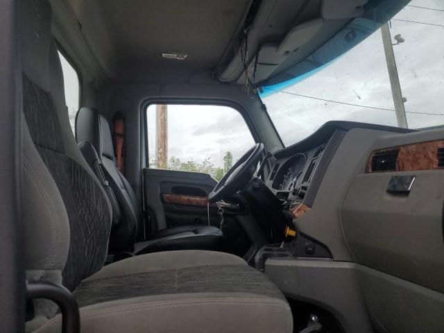 2020 Kenworth T880 Semi Truck