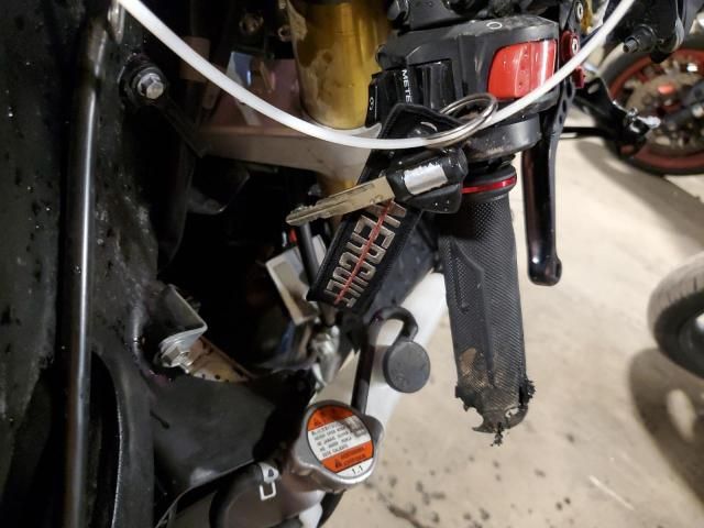 2013 Suzuki GSX-R750