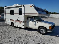 Toyota Pickup cab Chassis rn75 d Vehiculos salvage en venta: 1986 Toyota Pickup Cab Chassis RN75 DLX