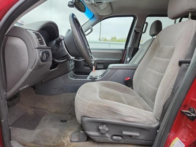 2004 Ford Explorer XLT