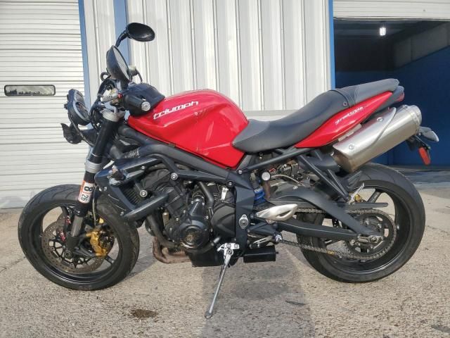 2012 Triumph 2012 Triumph Street Triple