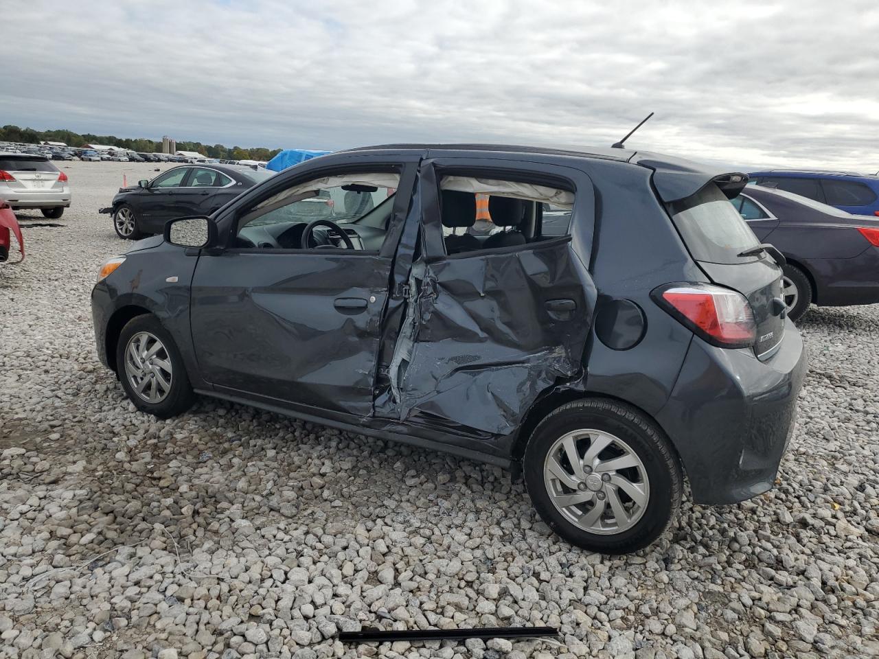 2024 Mitsubishi Mirage es