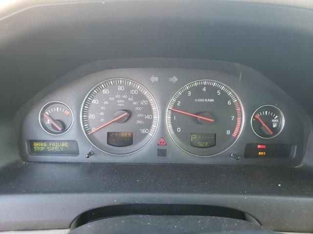 2004 Volvo XC70