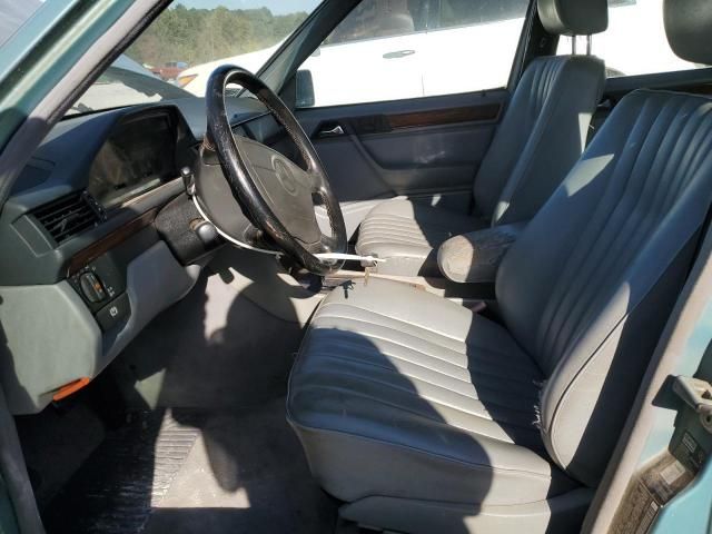 1992 Mercedes-Benz 300 e 2.6