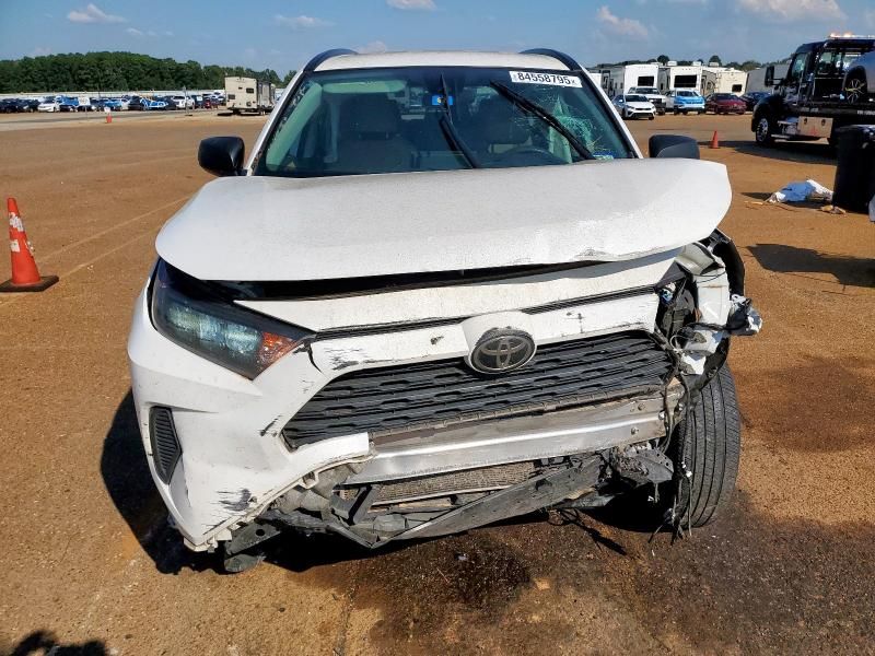2020 Toyota Rav4 le