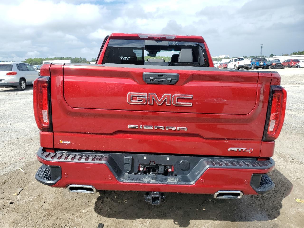 2024 GMC Sierra K1500 AT4