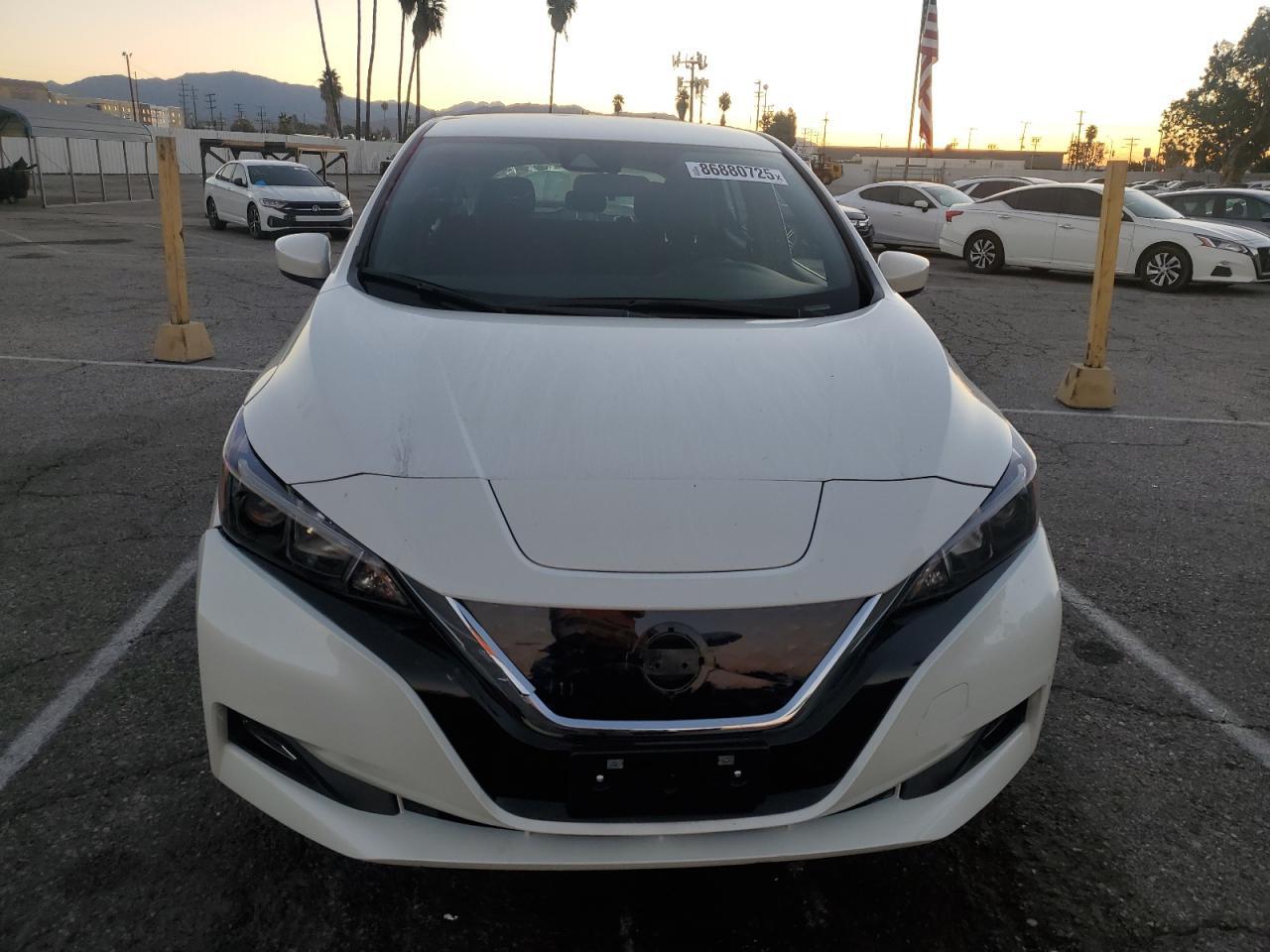 2022 Nissan Leaf sv