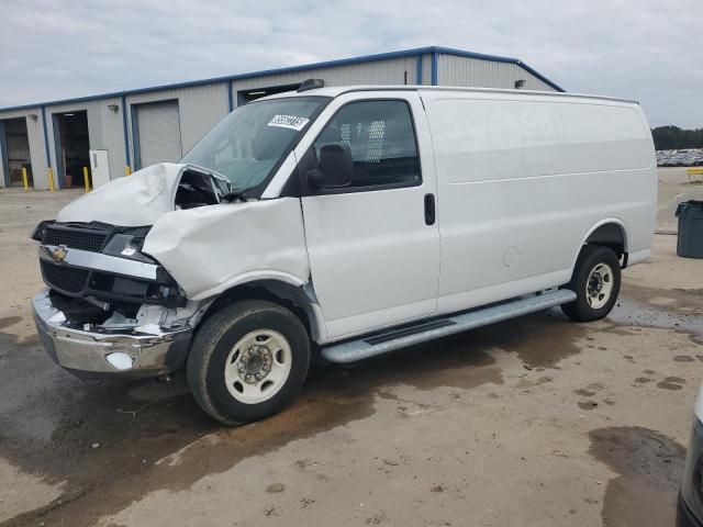 2025 Chevrolet Express G2500