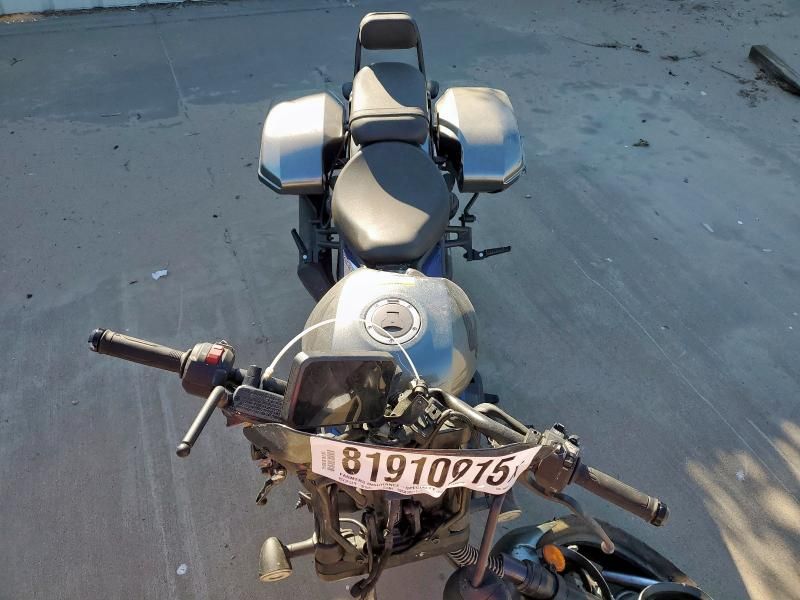 2025 Honda CMX1100 A2